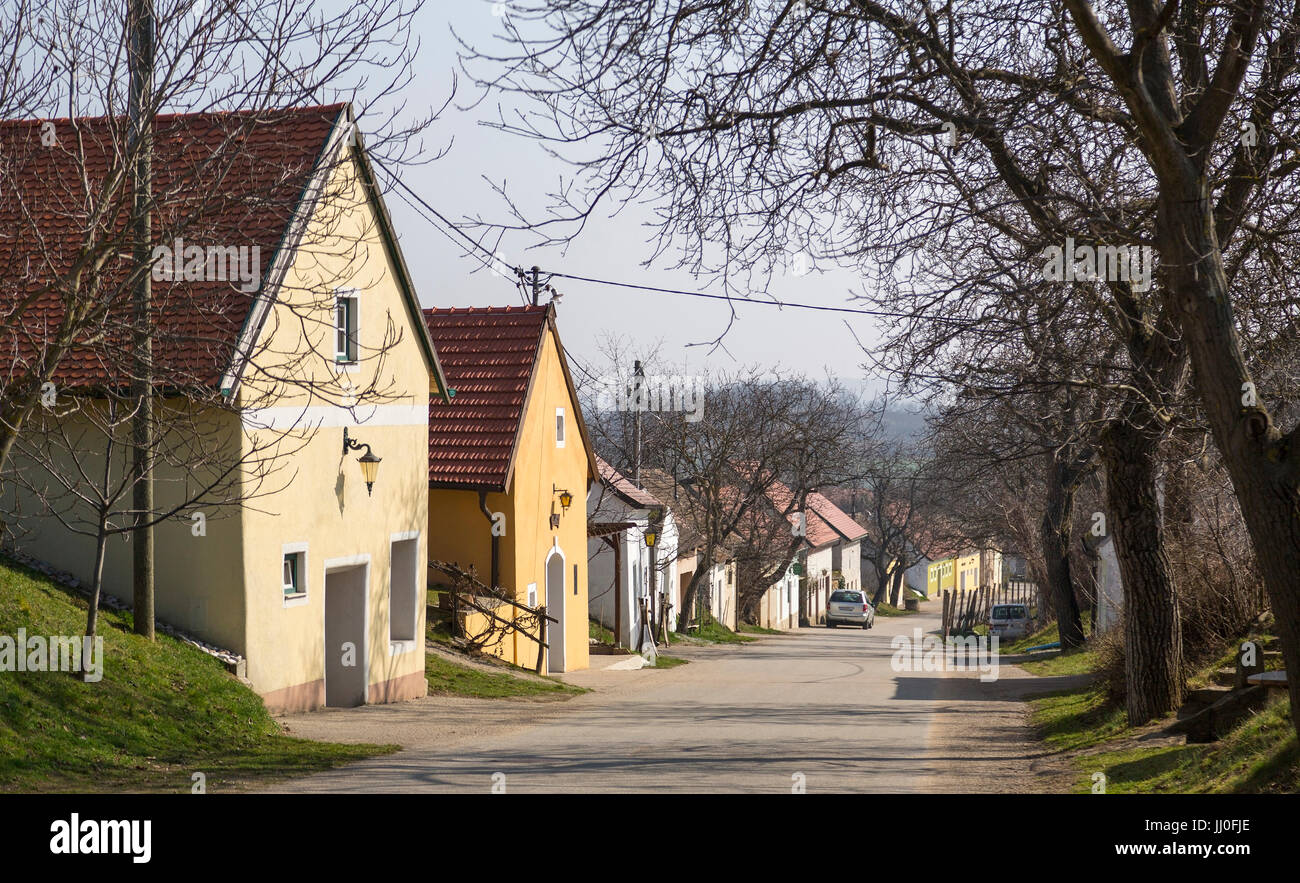 Cantina lane in villaggio Stoitzen, vino trimestre, Austria Inferiore, Austria - Villaggio villaggio Stoitzen, vino trimestre regione, Austria Inferiore, Austria, Kellerg Foto Stock