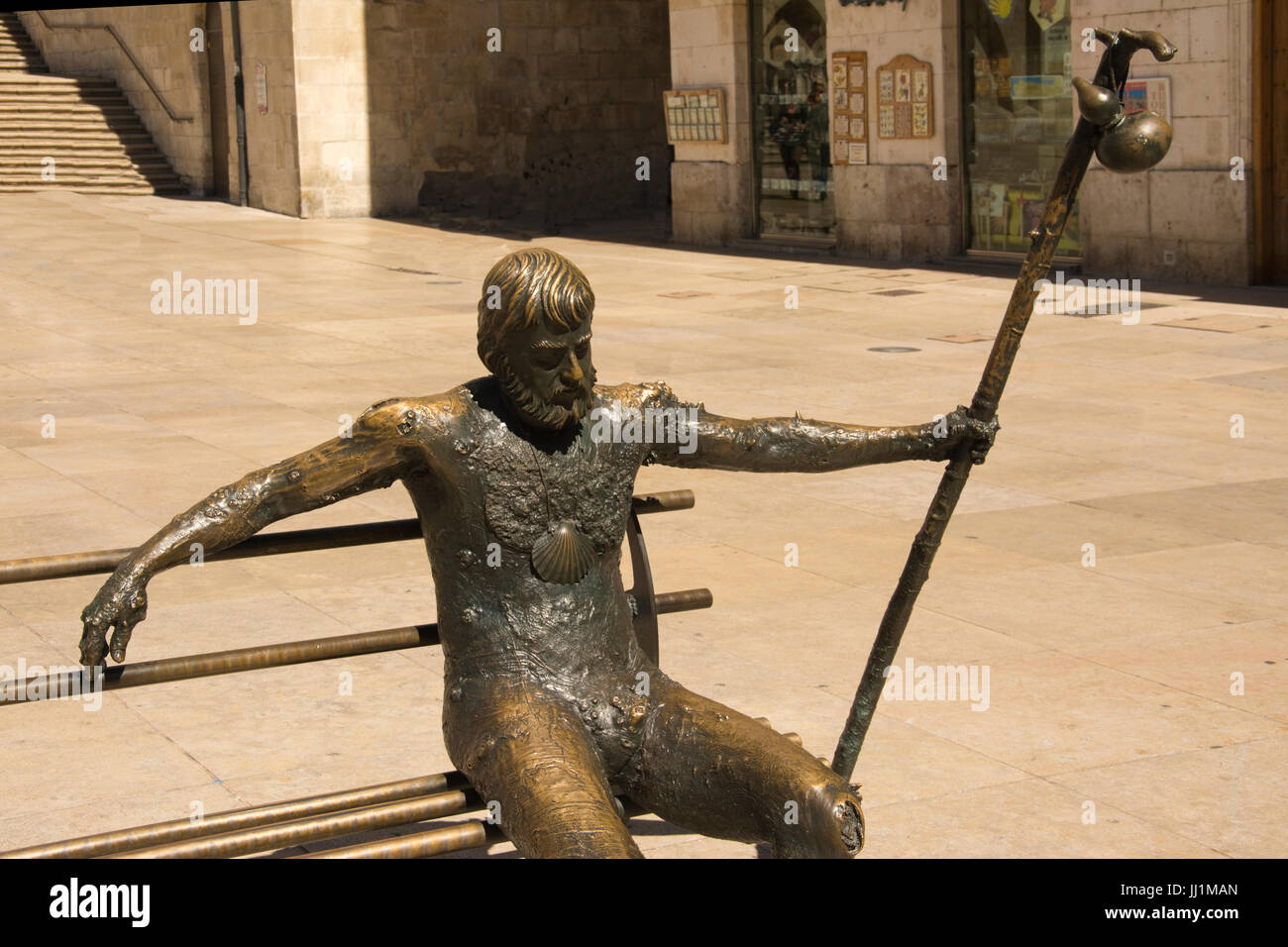 L'Europa, Spagna, Espaňa, Burgos Burgos, Cattolica Cattedrale gotica (1221, un sito Patrimonio Mondiale dell'UNESCO), statue del pellegrino nella parte anteriore della cathe Foto Stock