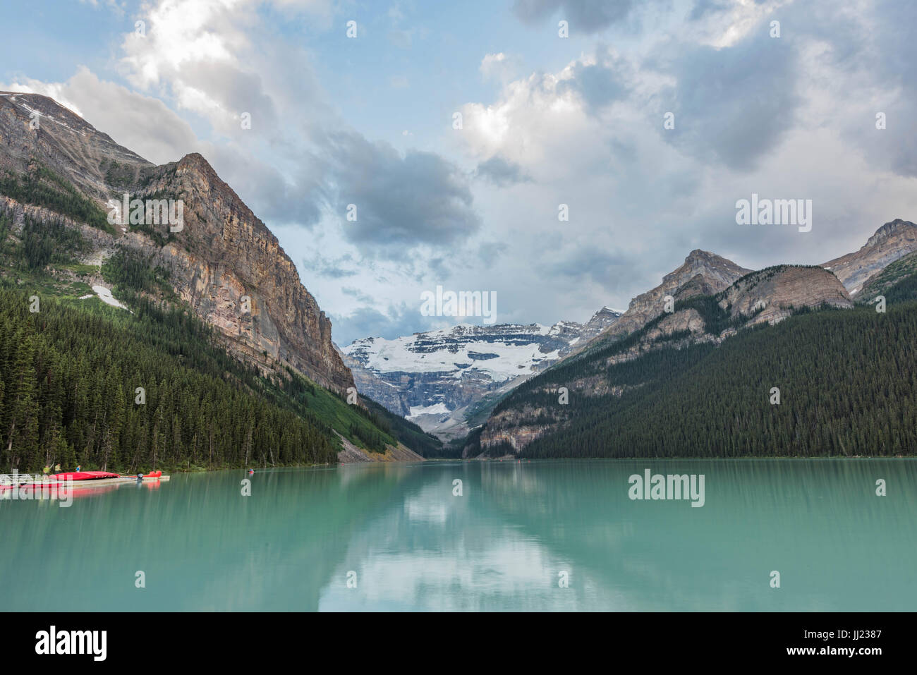 Il Lago Louise, il Parco Nazionale di Banff, Canada Foto Stock