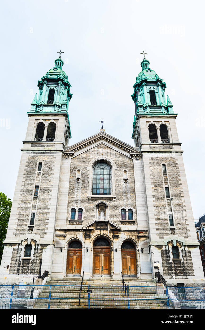 Montreal, Canada - 26 Maggio 2017: Chiesa universale il Sainte Catherine Street a Sainte Marie quartiere in città nella regione di Québec Foto Stock