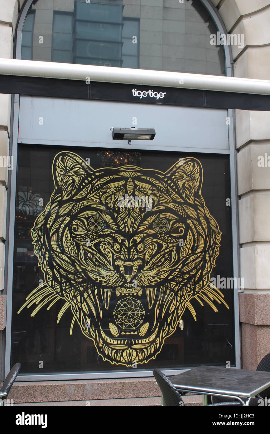 Tiger Tiger pubblicità in Manchester Foto Stock