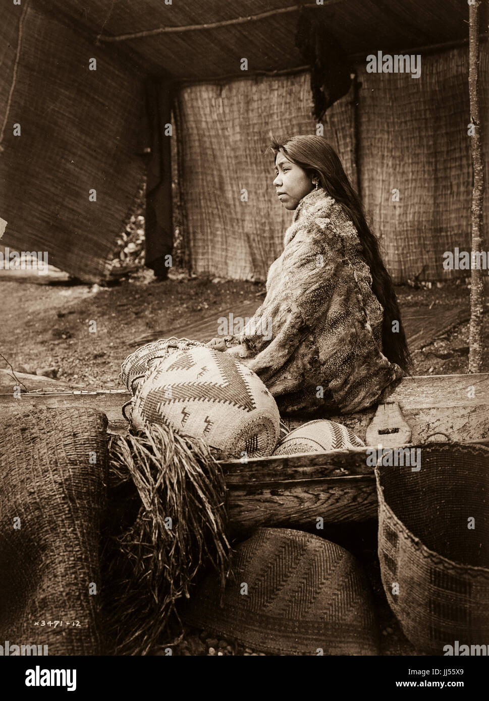 I ritratti e i paesaggi di Edward S. Curtis 1868 - 1952 concentrarsi sull'nativo americano della tribù Indiane del Nord Ovest del Pacifico. Fotografie di Edward Sheriff Curtis. Foto Stock