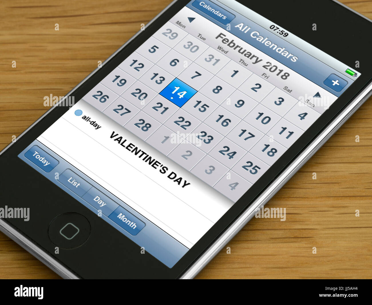 Il giorno di San Valentino 2018 promemoria sul telefono cellulare calendario visualizzazione agenda Foto Stock