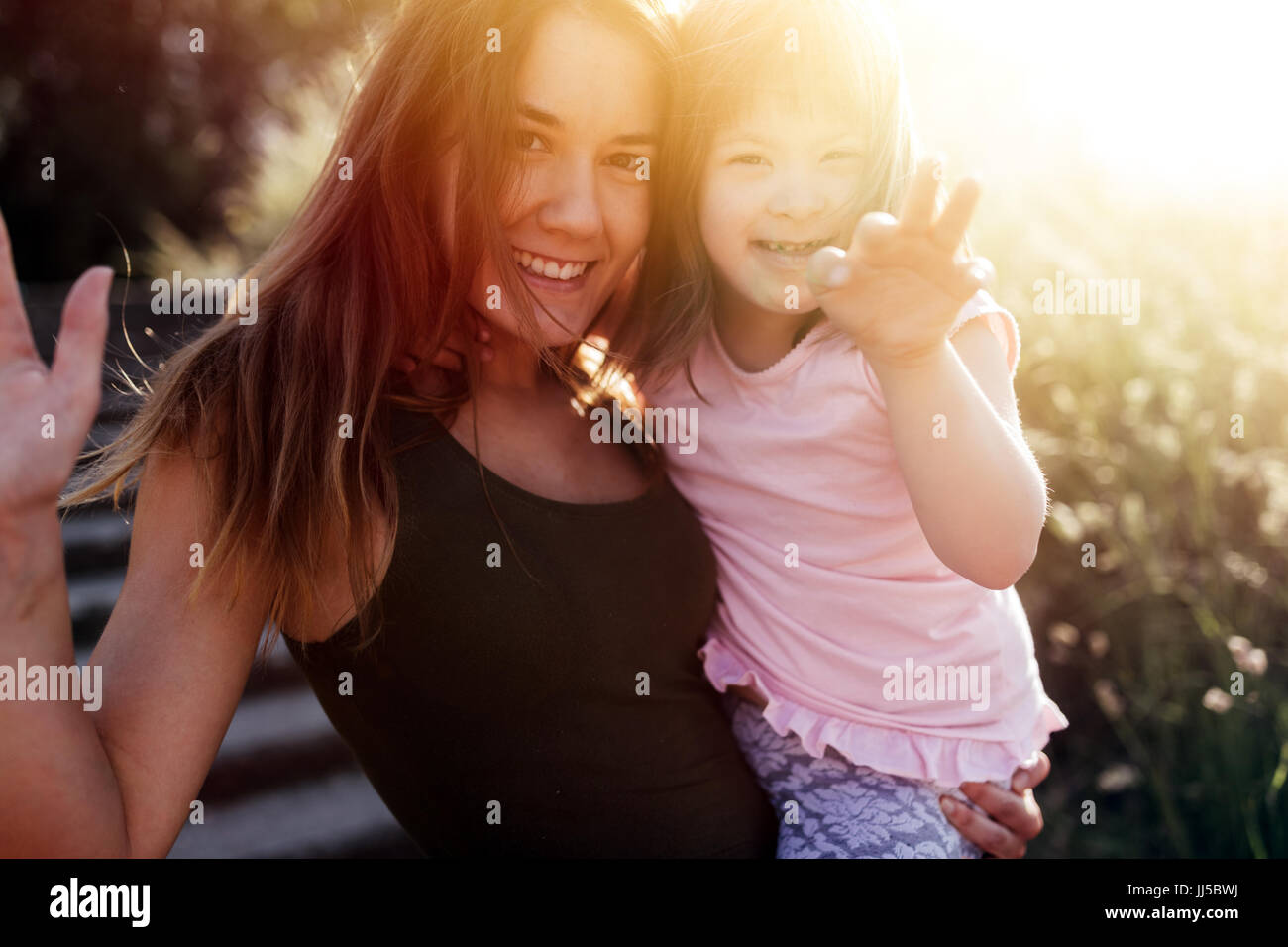 Immagine della madre e del bambino con bisogni speciali Foto Stock