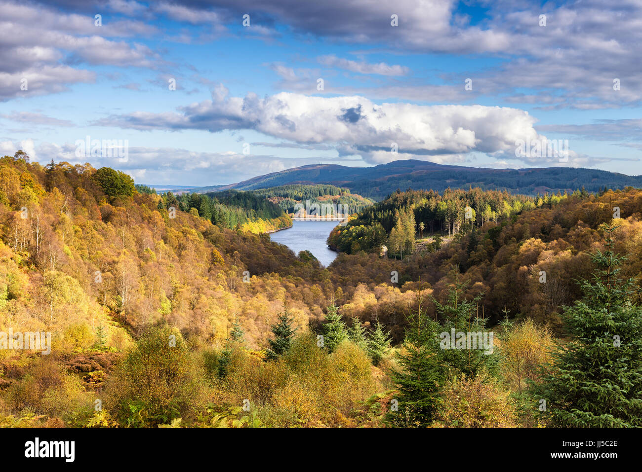 Loch Drunkie dal punto di vista sul Dukes Pass Foto Stock