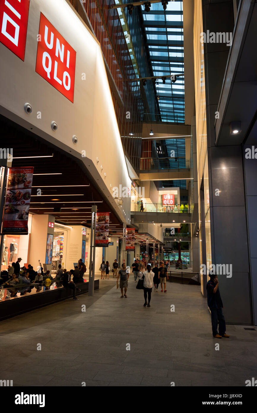 UNI QIO, Orchard Gateway Mall, Singapore Foto Stock
