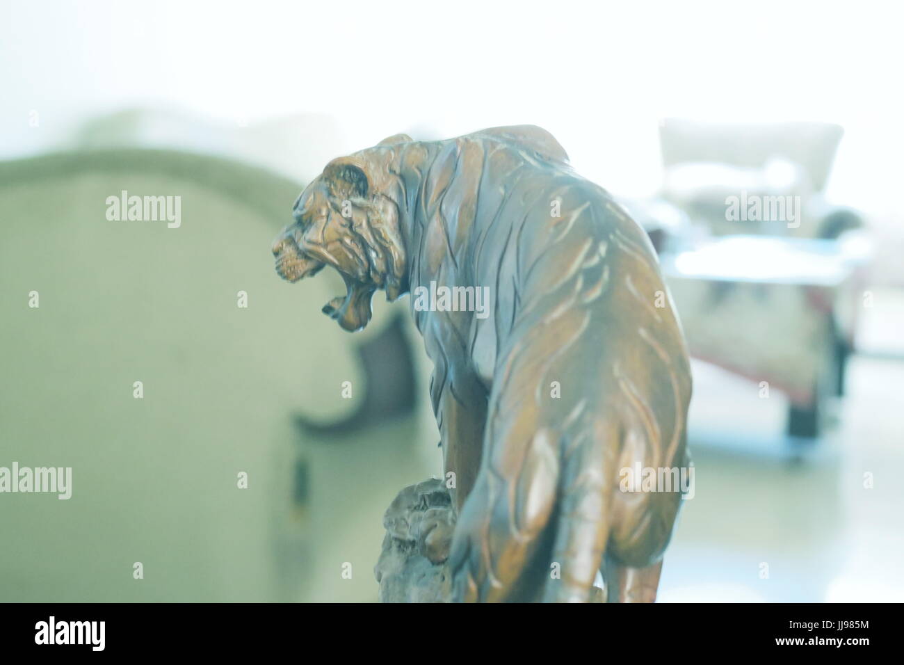 Tiger figura, carving fatti a mano Foto Stock