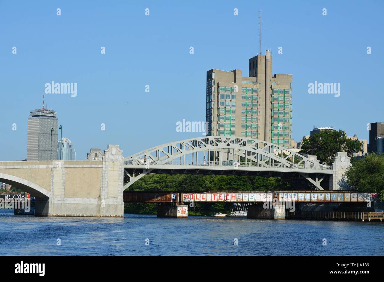 Boston University di Allston, Massachusetts lungo il Fiume Charles Foto Stock