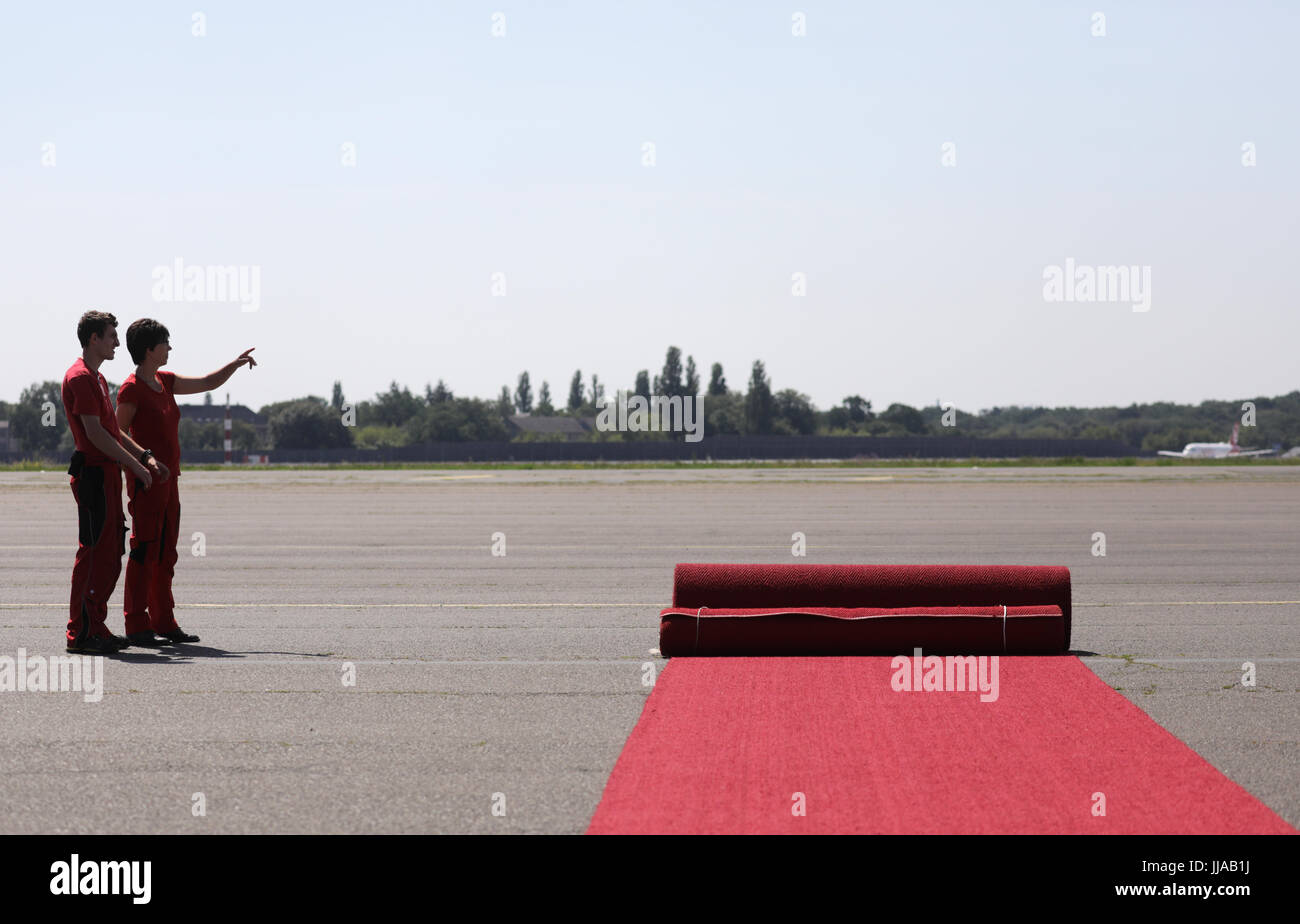 Flughafen Tegel Immagini Flughafen Tegel Fotos Stock Alamy