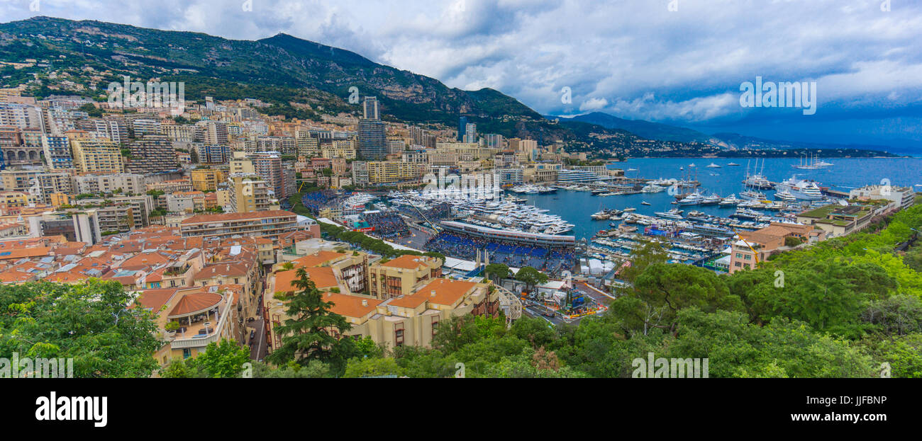 Vista su Monaco e Porto Ercole dal si affacciano a Monaco-Ville Foto Stock