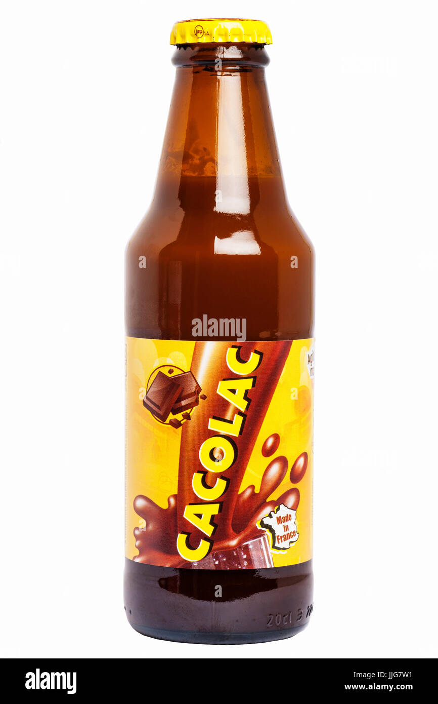 Una bottiglia di Cacolac frullato al cioccolato bere su sfondo bianco Foto Stock