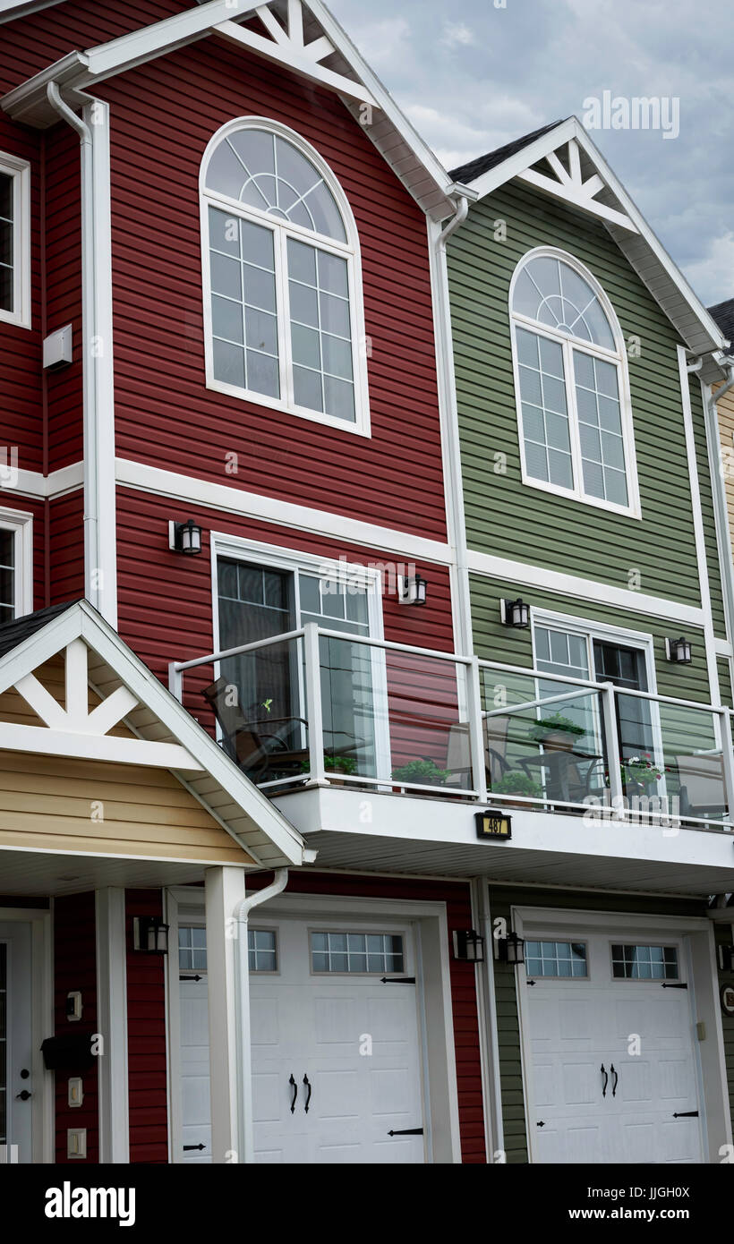 Colorate case residenziali in Summerside, Prince Edward Island, Canada Foto Stock