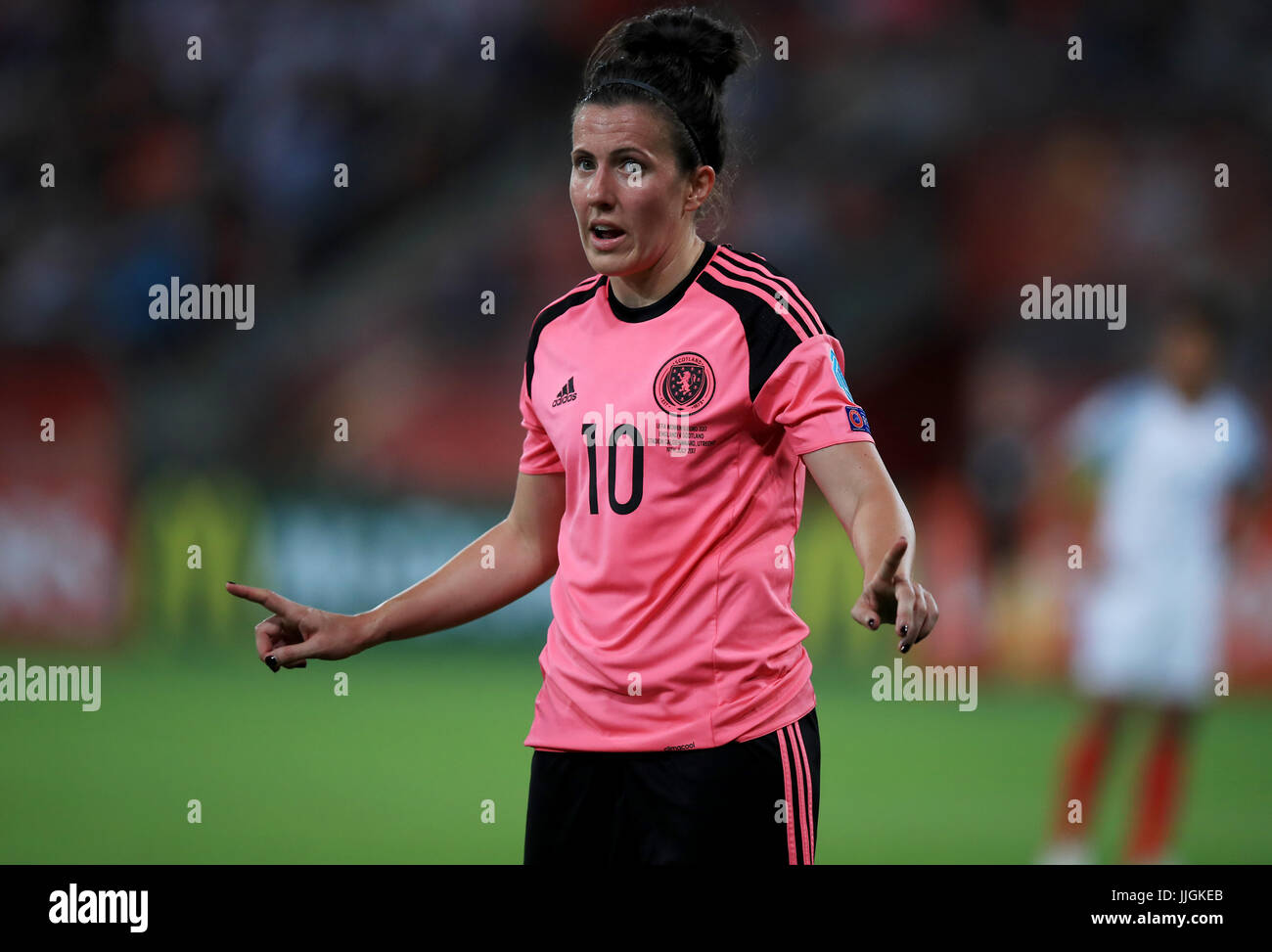 Leanne Crichton in Scozia durante la partita UEFA Women's Euro 2017, Group D allo Stadion Galgenwaard di Utrecht. PREMERE ASSOCIAZIONE foto. Data foto: Mercoledì 19 luglio 2017. Vedi la storia della Pennsylvania Soccer Inghilterra Women. Il credito fotografico dovrebbe essere: Mike Egerton/PA Wire. RESTRIZIONI: Solo per uso editoriale, non uso commerciale senza previa autorizzazione. Foto Stock