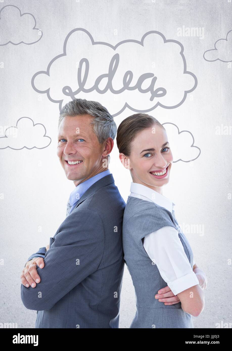 La gente di affari di schiena contro il muro bianco con idea doodle Foto Stock