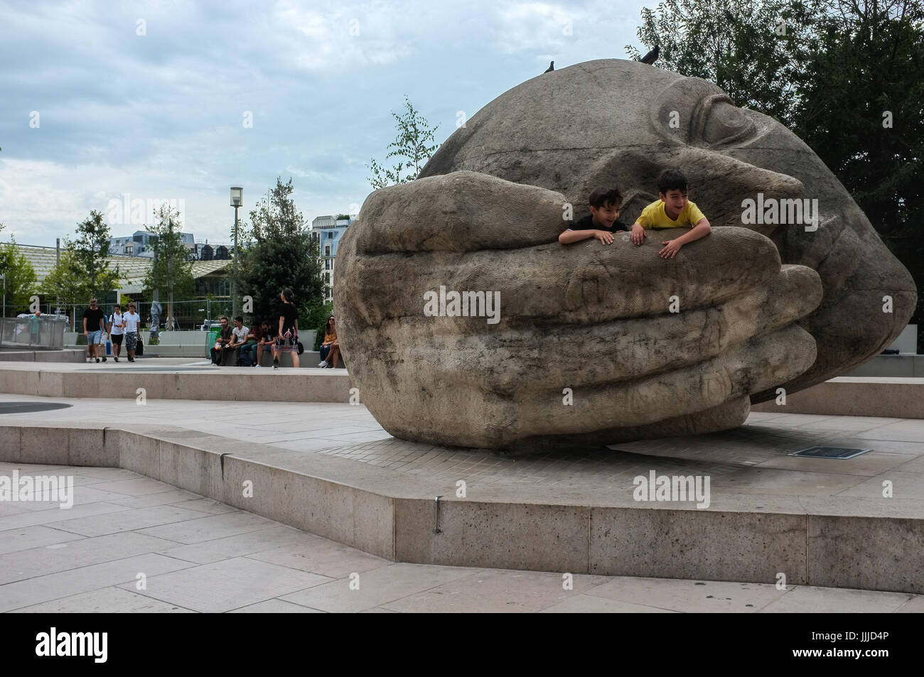 Julien Mattia / le Pictorium - attuazione del nuovo forum nel vecchio quartiere di Les Halles de Paris - 19/07/2017 - Francia / Ile-de-France (regione) / Parigi - attuazione del nuovo forum nel vecchio quartiere di Les Halles de Paris Foto Stock
