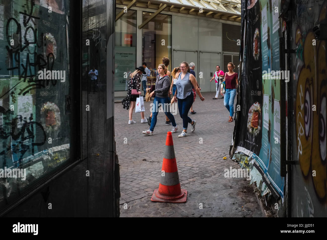 Julien Mattia / le Pictorium - attuazione del nuovo forum nel vecchio quartiere di Les Halles de Paris - 19/07/2017 - Francia / Ile-de-France (regione) / Parigi - attuazione del nuovo forum nel vecchio quartiere di Les Halles de Paris Foto Stock