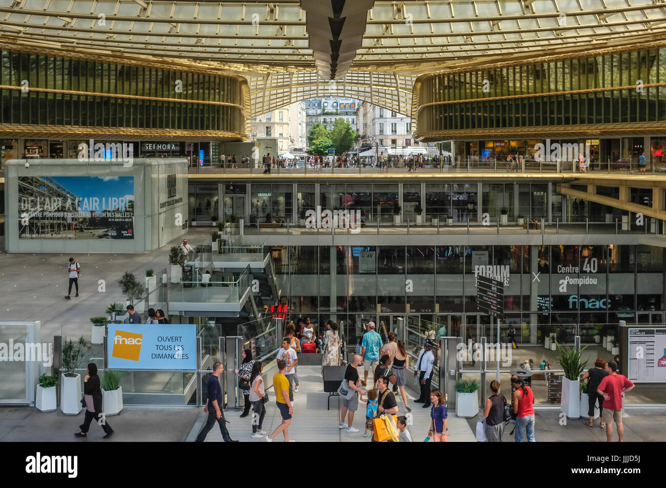 Julien Mattia / le Pictorium - attuazione del nuovo forum nel vecchio quartiere di Les Halles de Paris - 17/07/2017 - Francia / Ile-de-France (regione) / Parigi - attuazione del nuovo forum nel vecchio quartiere di Les Halles de Paris Foto Stock