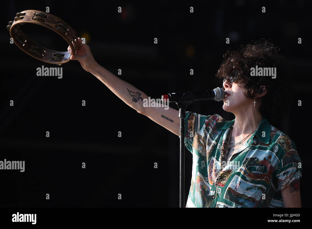 Ostrava, Repubblica Ceca. Il 20 luglio, 2017. Cantante americana Laura Pergolizzi alias LP esegue durante la seconda giornata dei colori di Ostrava music festival di Ostrava, Repubblica Ceca, il 20 luglio 2017. Credito: Jaroslav Ozana/CTK foto/Alamy Live News Foto Stock