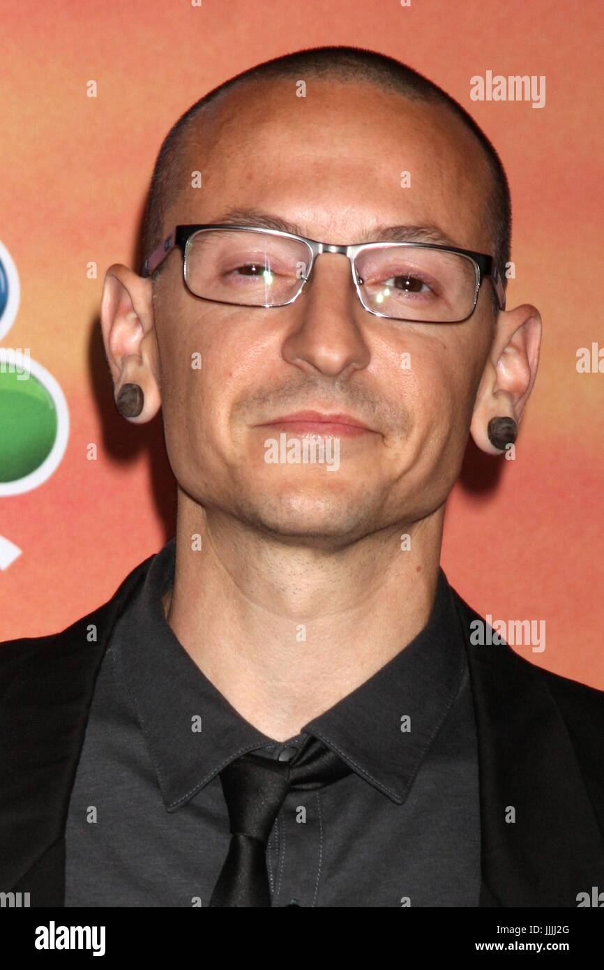 Los Angeles, Ca, Stati Uniti d'America. 01 Maggio, 2017. Chester Bennington al primo iHeartRadio Music Awards Press Room, Shrine Auditorium, Los Angeles, 01 maggio, 2014. Credito: Janice Ogata/media/punzone Alamy Live News Foto Stock