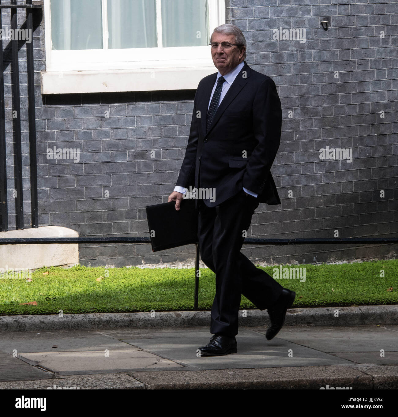 Londra xx luglio 2017, Sir Roger Carr, presidente di BAE Systems, arriva al 10 di Downing Street per la prima riunione del nuovo Brexit Business Council Credito: Ian Davidson/Alamy Live News Foto Stock