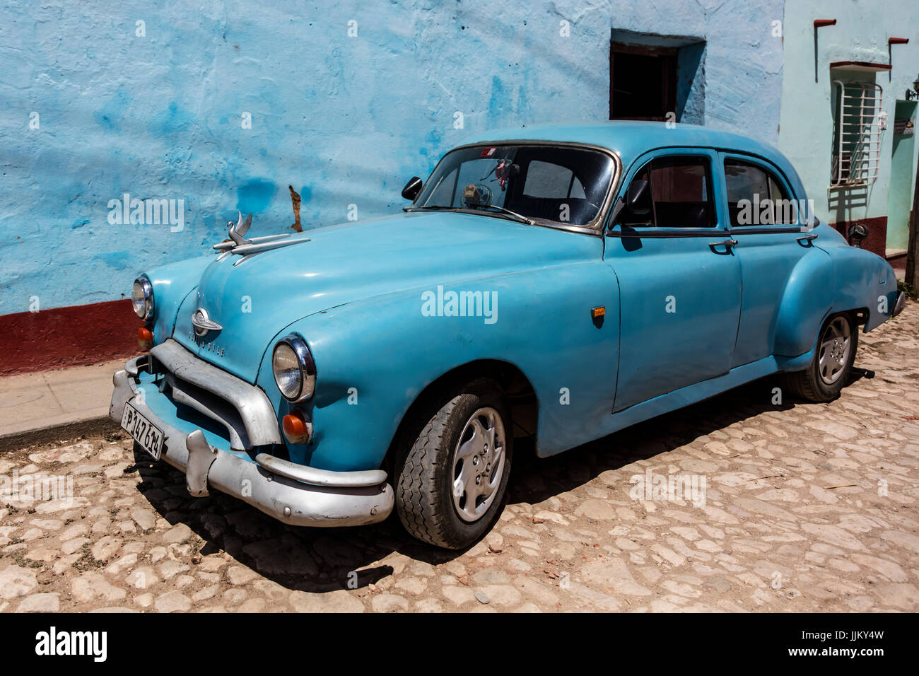 CLASSIC auto americane fanno parte del fascino di Trinidad, Cuba Foto Stock