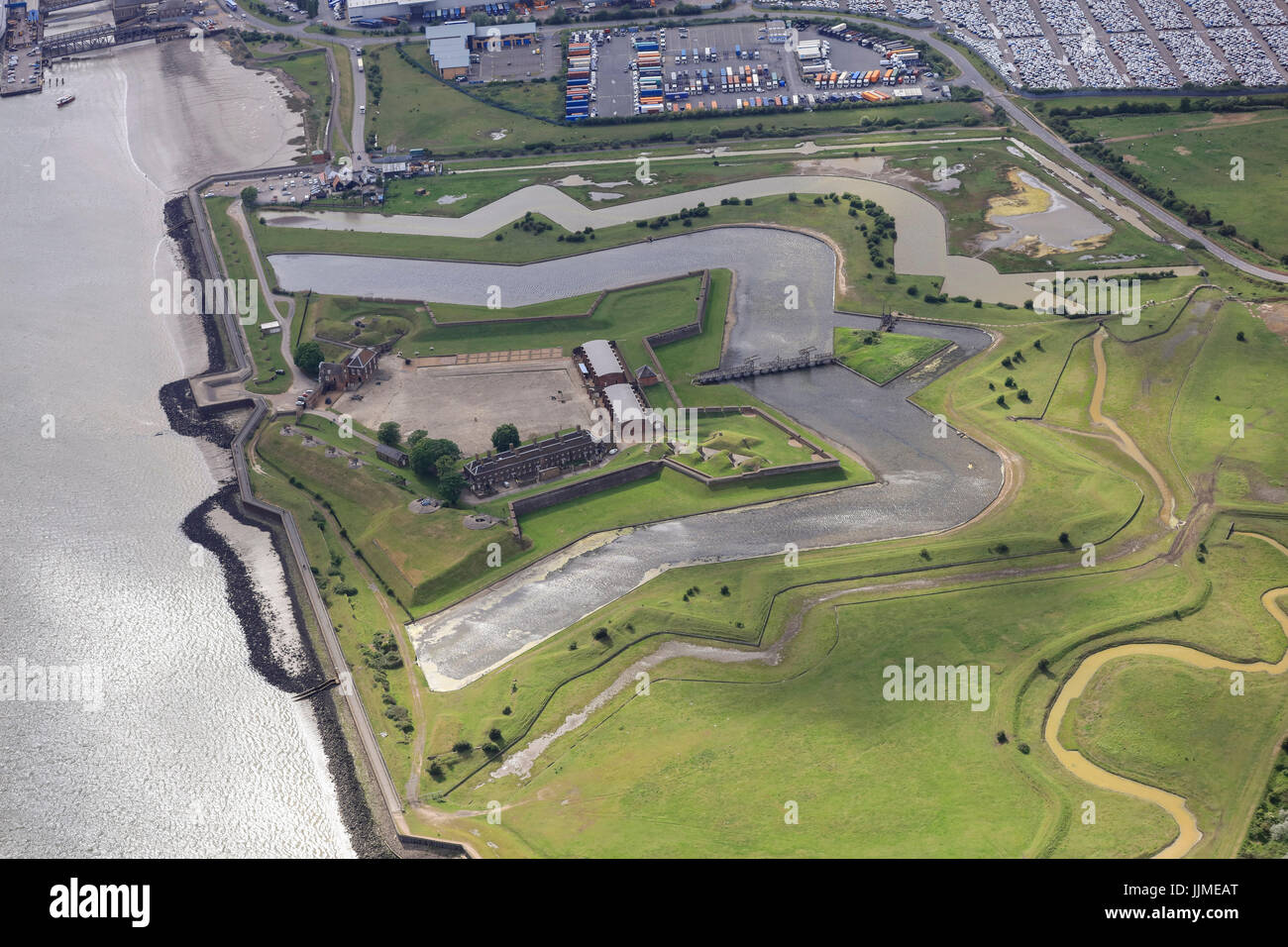 Una veduta aerea di Tilbury Fort sul Fiume Tamigi Foto Stock