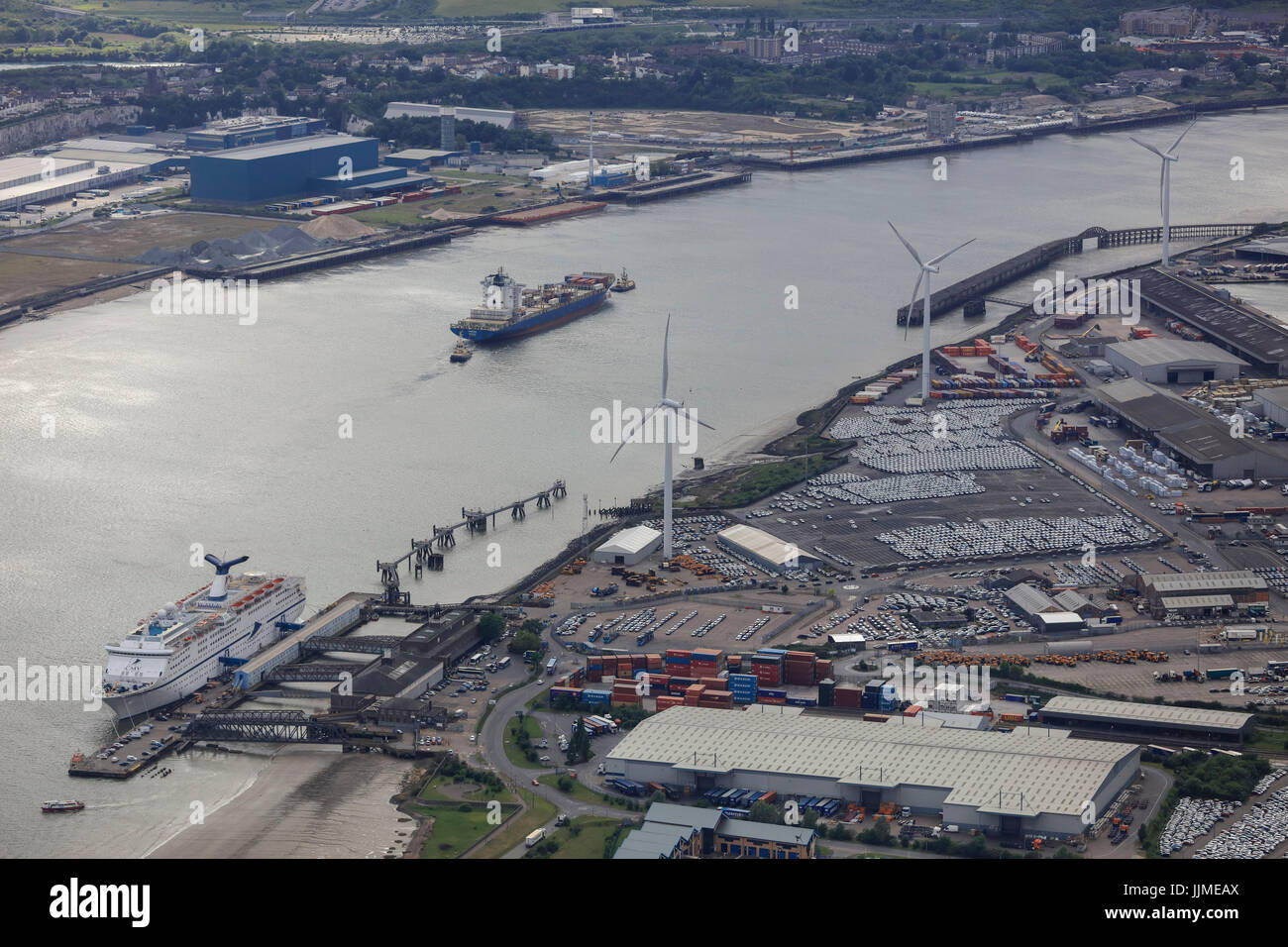 Una veduta aerea di Hereford porta sul fiume Tamigi in Essex Foto Stock