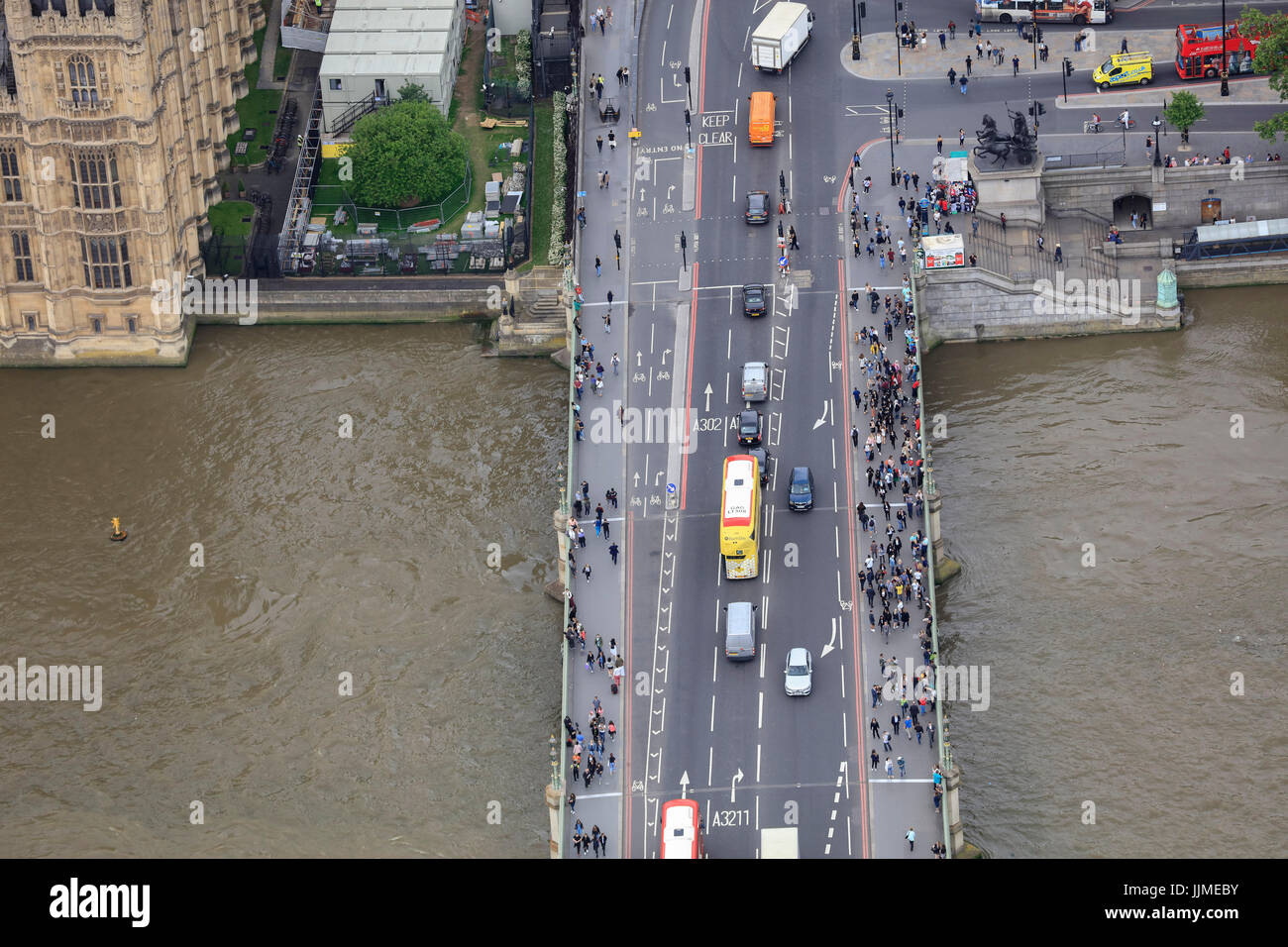 Una veduta aerea di Westminster Bridge, Londra Foto Stock