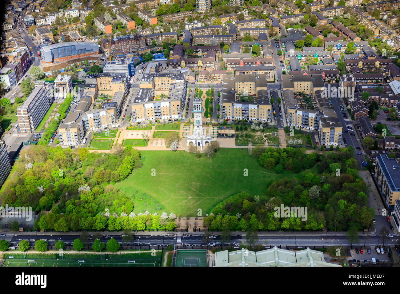 Una veduta aerea di un alloggio e di sviluppo sul sito dell'ex Metropolitan mercato del bestiame, Nord di Londra Foto Stock