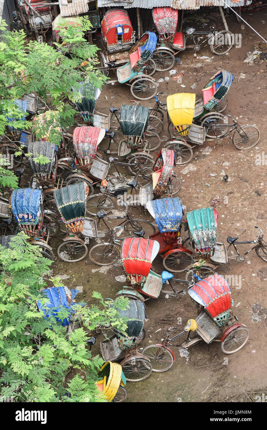In rickshaw cimitero, Dacca in Bangladesh Foto Stock