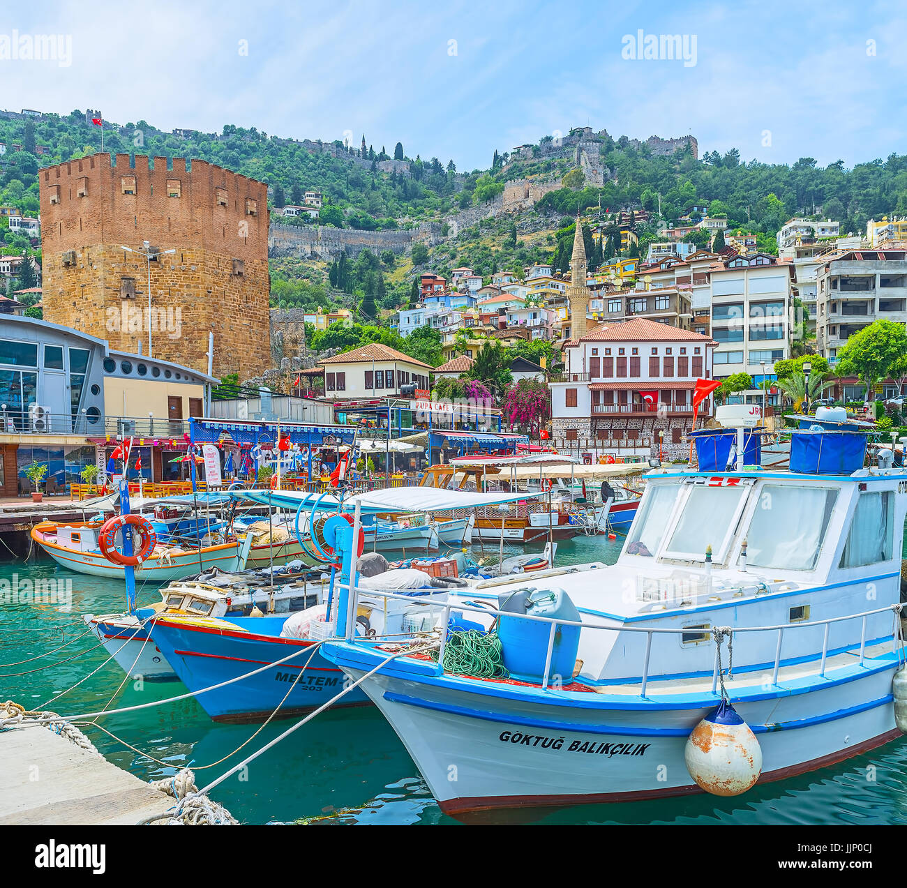 ALANYA, Turchia - 9 Maggio 2017: la pesca è un commercio locale, hobby e popolare attrazione turistica, le barche a noleggio può essere trovata nella vecchia marina next t Foto Stock