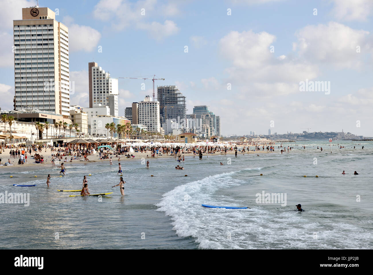 La FRUTTA SECCA E I SEMI NEL MERCATO DI Mahane Yehuda Gerusalemme in Israele Foto Stock