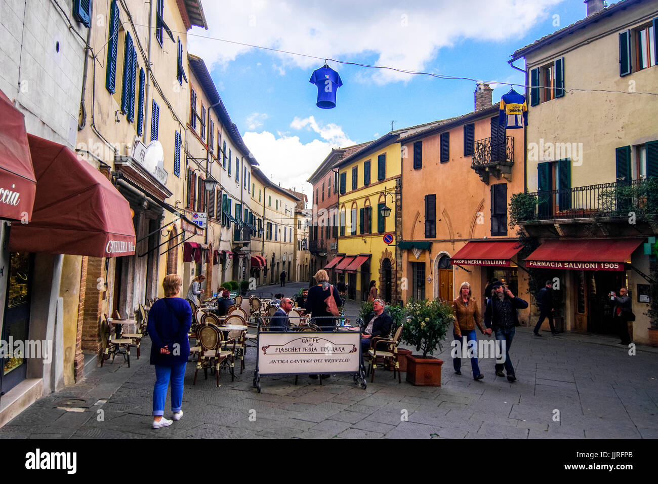 Scene di strada e immagini del paesaggio della Toscana, Italia Foto Stock
