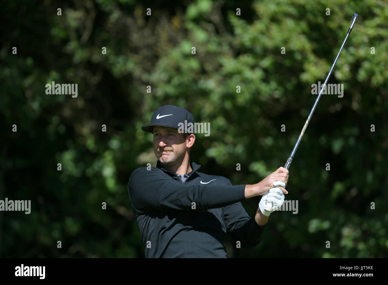 Il Kevin Chappell degli Stati Uniti si tee il 5° giorno dell'Open Championship 2017 al Royal Birkdale Golf Club, Southport. PREMERE ASSOCIAZIONE foto. Data immagine: Giovedì 20 luglio 2017. Vedi PA storia GOLF Open. Il credito fotografico dovrebbe essere: Richard Sellers/PA Wire. Foto Stock