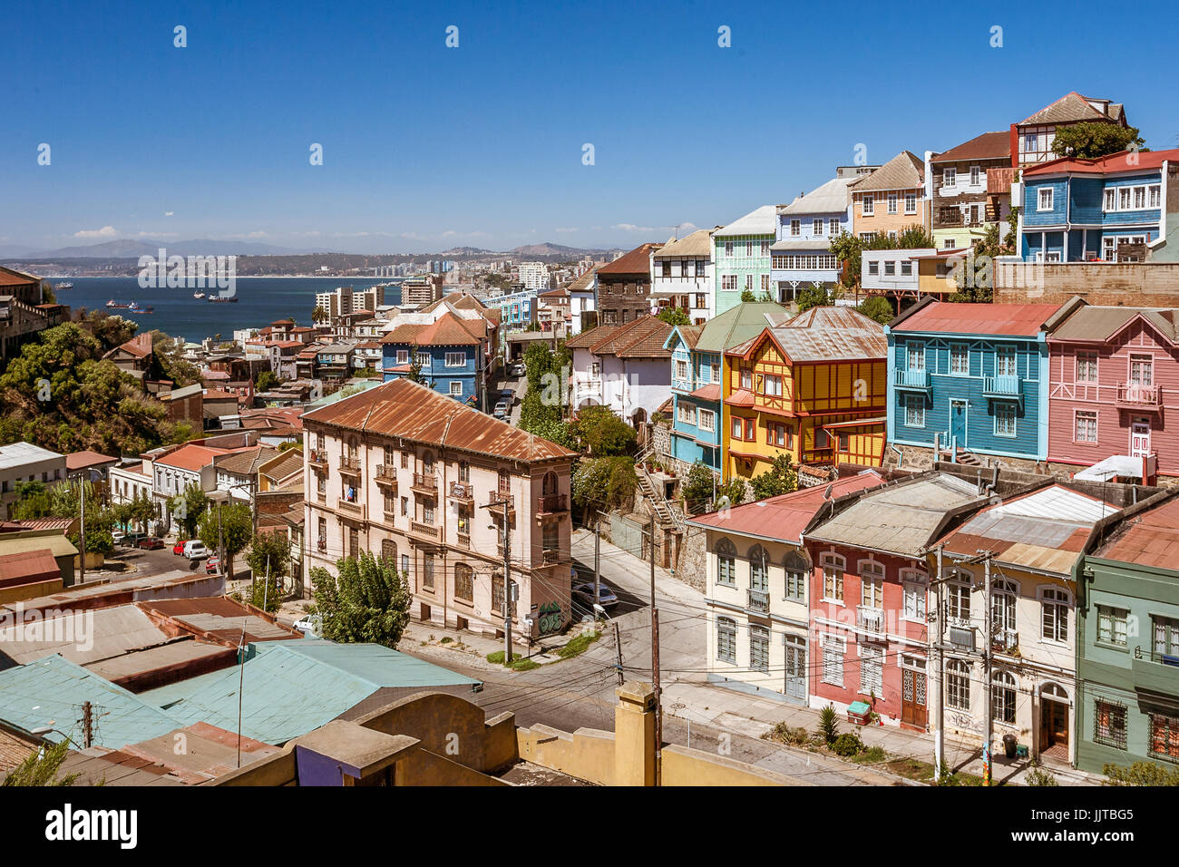 Colorata e ripide quartiere di Valparaiso, Cile Foto Stock