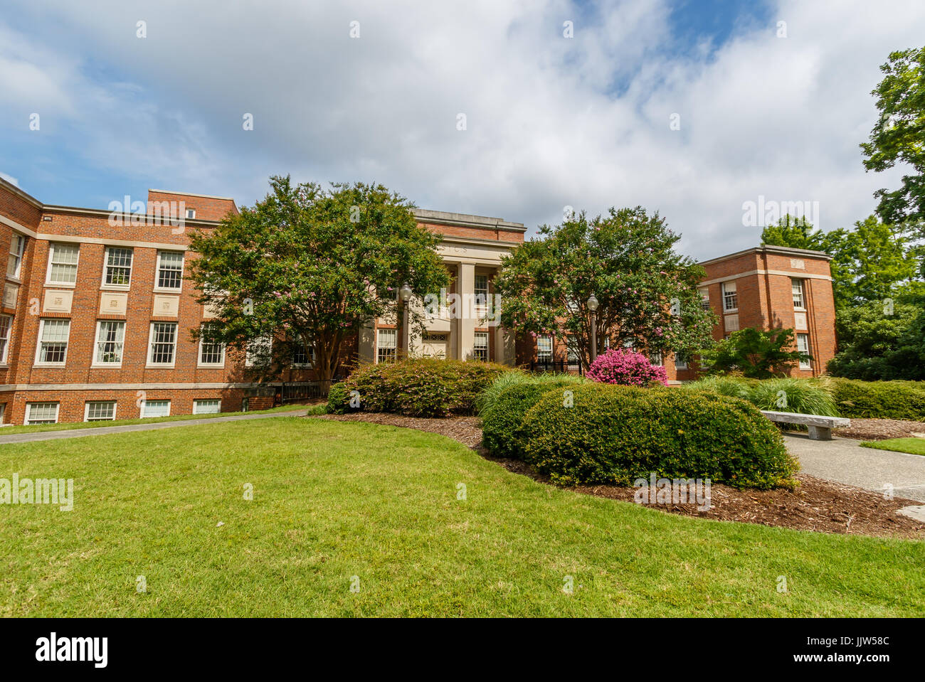 Edificio di fisica il 18 giugno 2017 presso la Duke University di Durham, North Carolina. Foto Stock