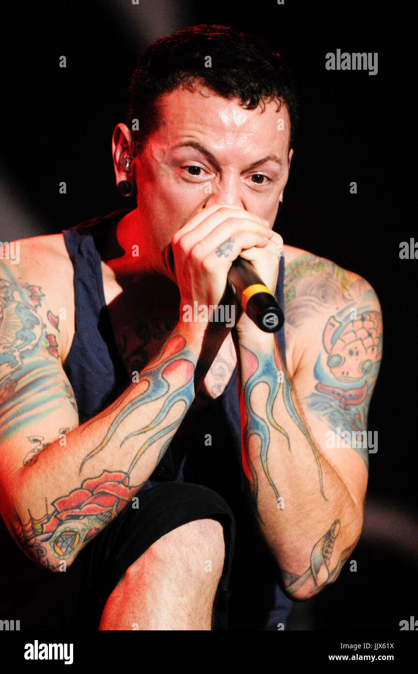 Chester bennington linkin park esegue 2009 kroq epicentro pomona fairplex pomona. Foto Stock