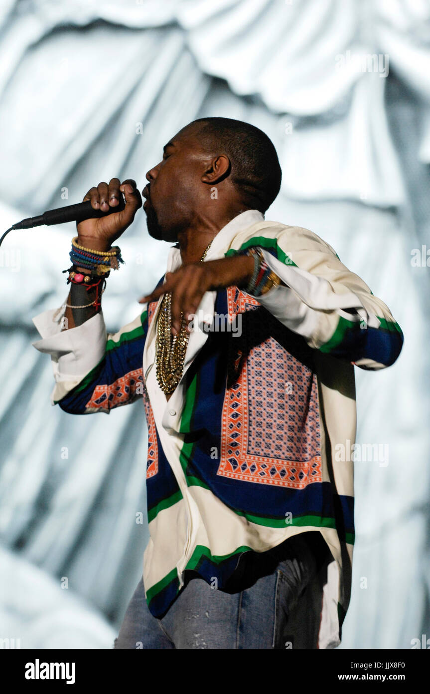 Kanye West suona 2011 Coachella Music Festival marzo 17,2011 Indio. Foto Stock