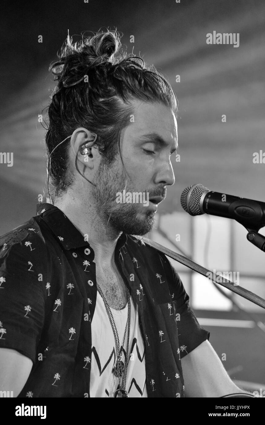 Freiburg, Germania, il 20 luglio 2017, ZMF Zelt-Musik-Festival con Jeremy anse Credito: mediensegel.de/Alamy Live News Foto Stock