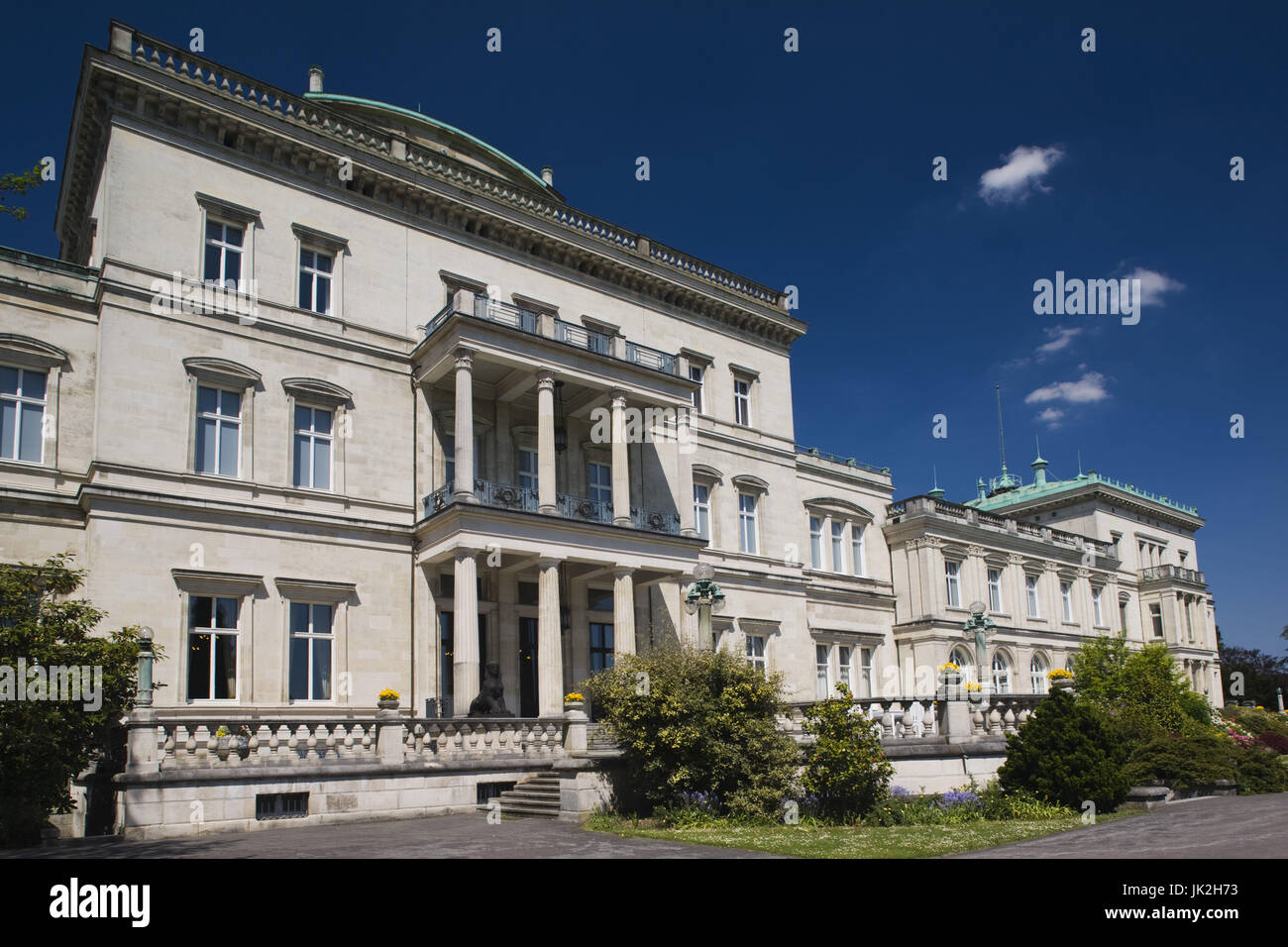 In Germania, in Renania settentrionale-Vestfalia, il bacino della Ruhr, Essen, Villa Hügel, station wagon della Krupp dinastia, Foto Stock