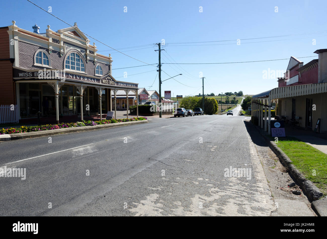 Strada principale e Wiss Fratelli General Store, Kalbar, Queensland, Australia Foto Stock