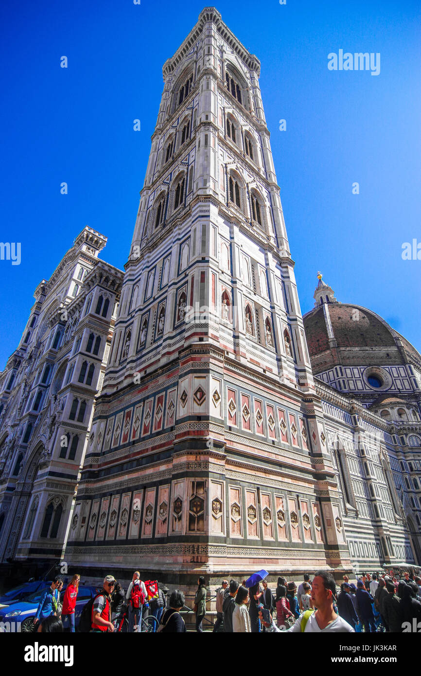 Vista del Duomo di Firenze, la Cattedrale di Santa Maria del Fiore a Firenze Italia Foto Stock