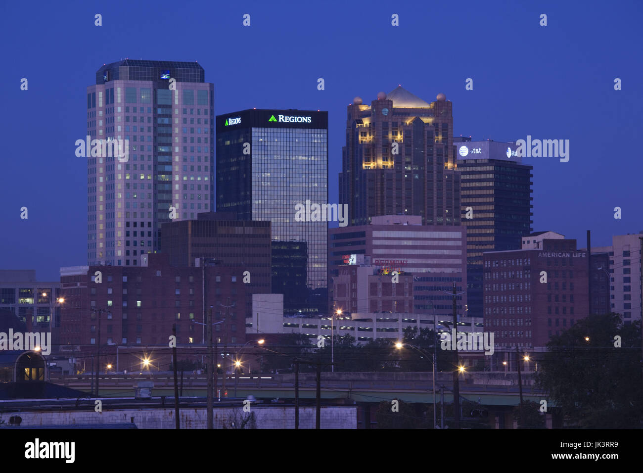 Stati Uniti d'America, Alabama, Birmingham, vista città da est, alba Foto Stock
