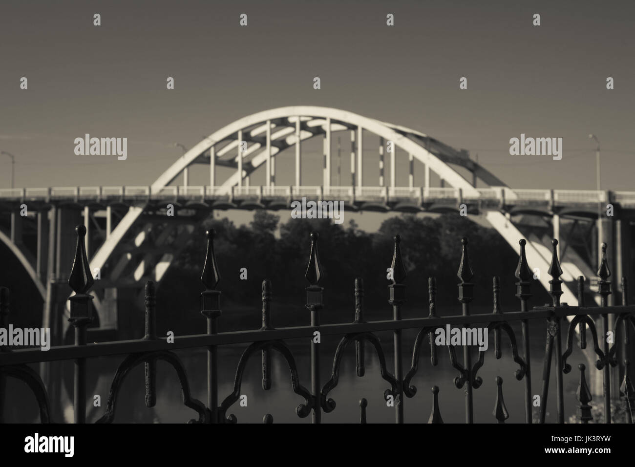 Stati Uniti d'America, Alabama, Selma, Edmund Pettus Bridge, un sito di inizio della Selma marzo durante l'afro-americano di diritti civili lotta Foto Stock