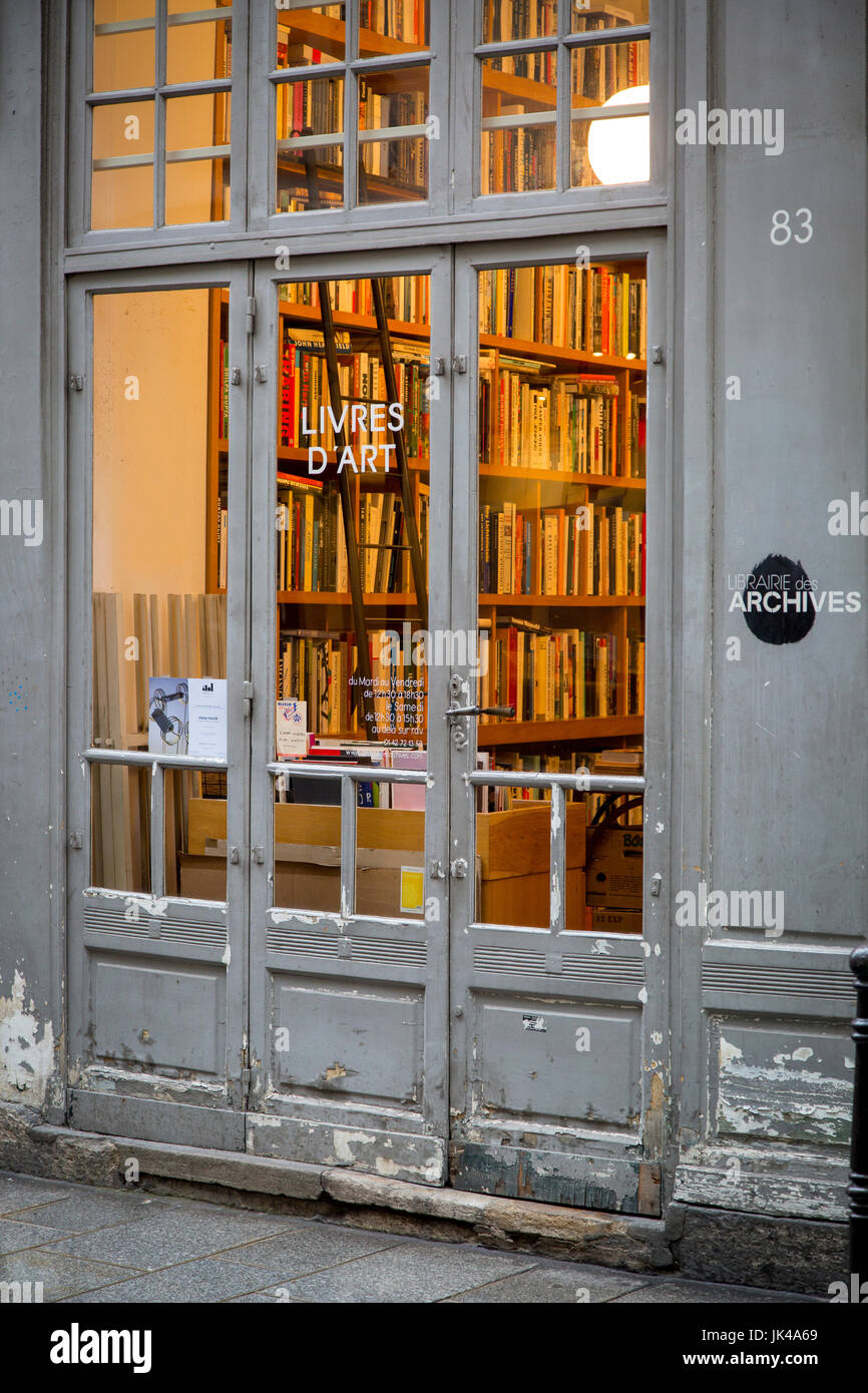 Livres d'Arte - Bookstore di Les Marais quartiere di Parigi Francia Foto Stock