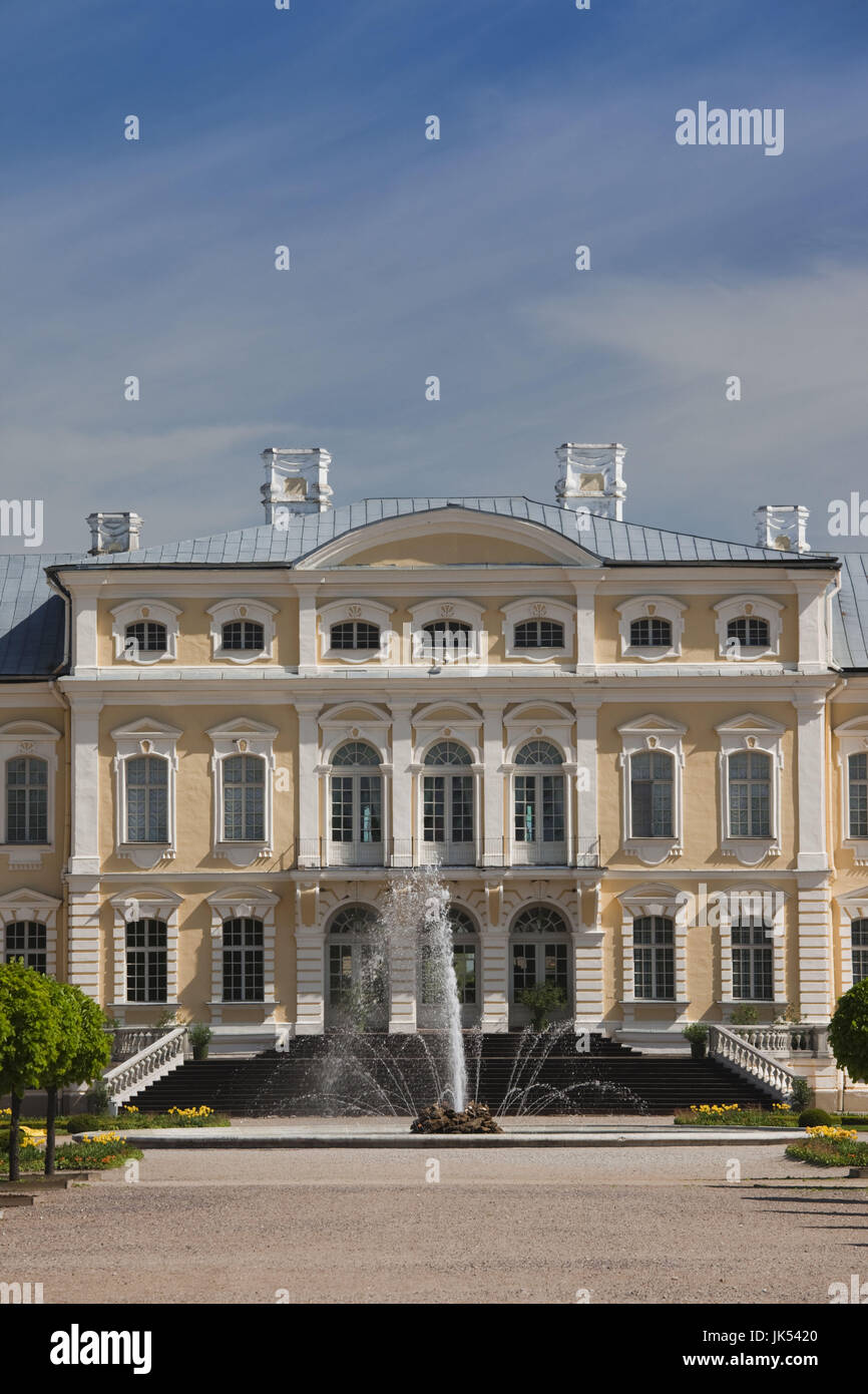 La lettonia, sud della Lettonia, Zemgale Regione, Pilsrundale, Rundale Palace, b. 1740, Bartolomeo Rastrelli, architetto, esterna Foto Stock