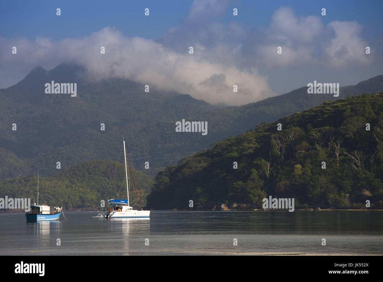 Seychelles, Isola di Mahe, Anse a La Mouche bay Foto Stock