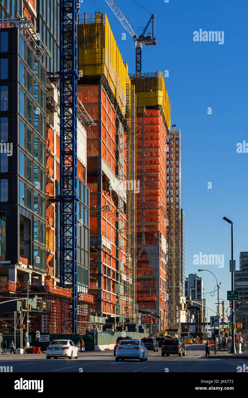 L'Hudson Yards sito in costruzione (2017) da 11th Avenue. Midtown Manhattan, New York City Foto Stock