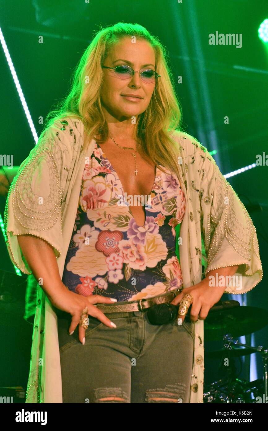 Freiburg, Germania, 21 luglio 2017, ZMF Zelt-Musik-Festival dotate di Anastacia mediensegel credito.de/Alamy Live News Foto Stock