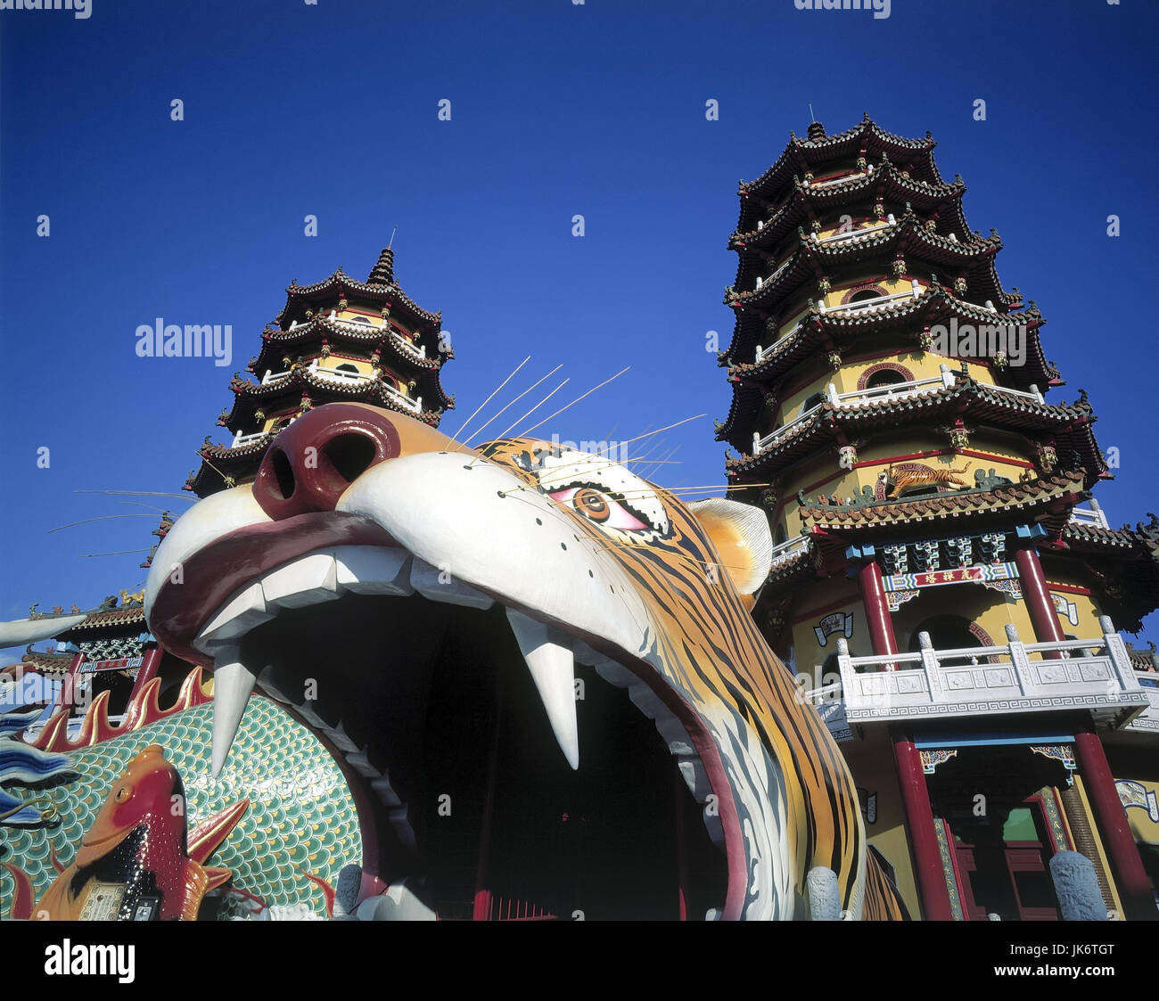 drachen pagode 龙 之 泉 fotos